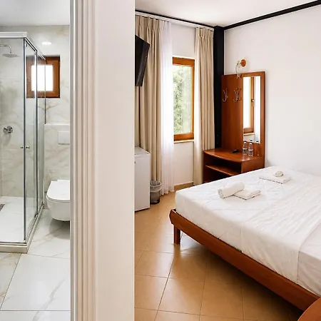 Hotell Eurofly Kastrati Empire Golem (Tirana)